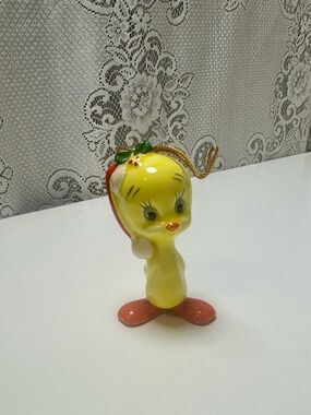 Vintage 1979 Yellow Tweety Bird Ceramic Ornament with Orange Feet
